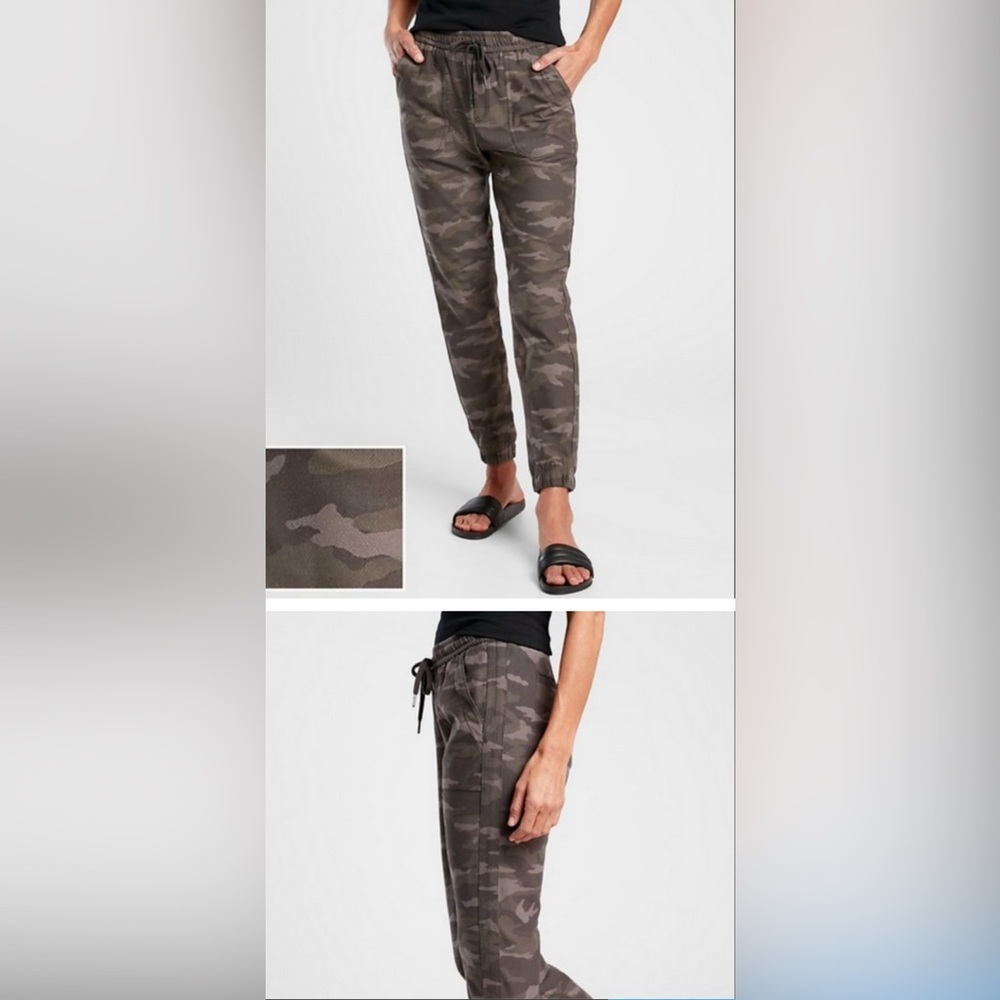 Athleta camo Farallon jogger athleisure pants size 4/medium
